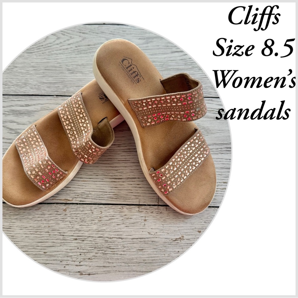 Cliffs By White Mountain size 8.5 M brown copper Jeweled Sandals womens EUC